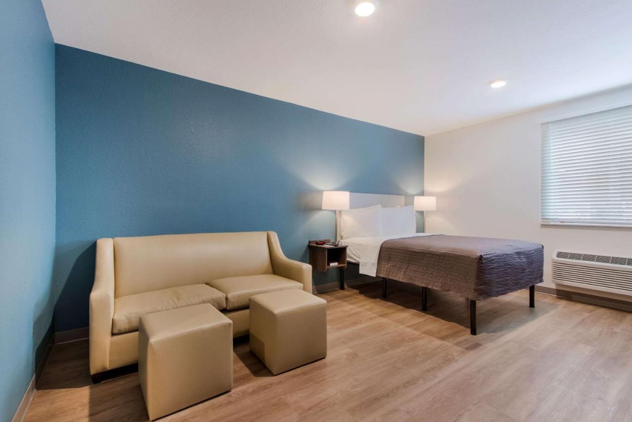Woodspring Suites Tamarac Exterior photo