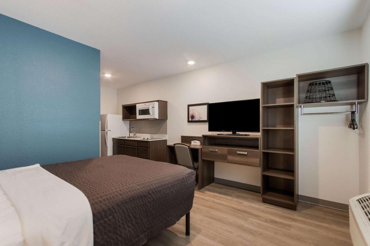 Woodspring Suites Tamarac Exterior photo
